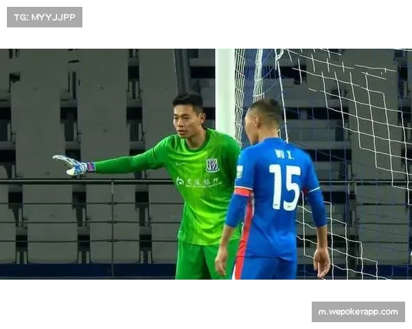 薛庆浩关键扑救斯坦丘任意球 申花门将成5比3胜利幕后功臣